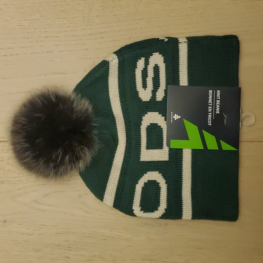 WOODS KNIT BEANIE